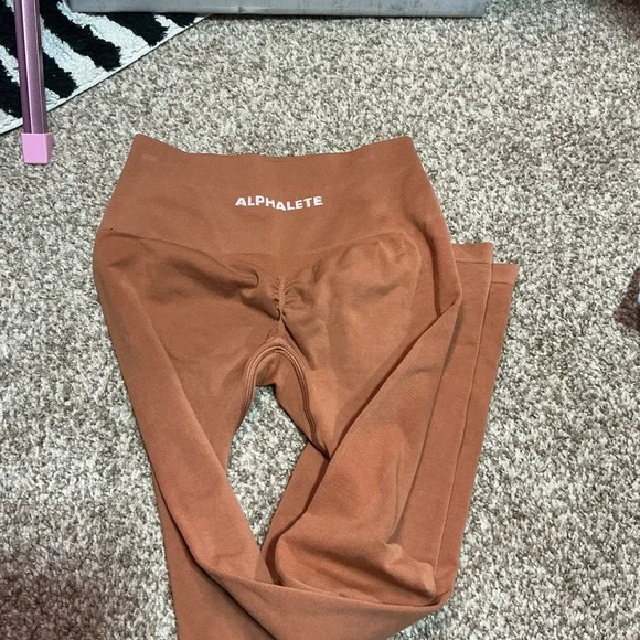 Alphalete Women's Rust Leggings - Picture 1 of 5
